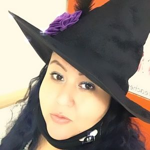 Meet your Posher, Gina